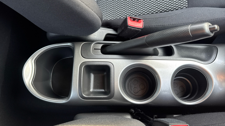 Nissan Juke 1.6 [94] Visia 5dr Petrol Hatchback